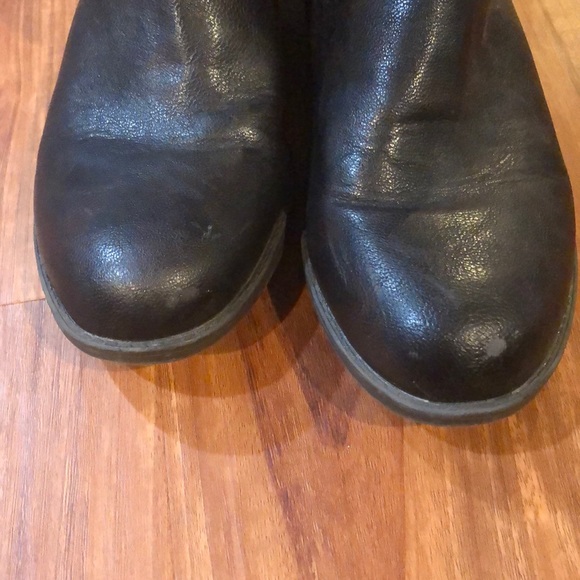 Tall brown boots - Picture 4 of 7